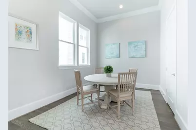 819 Bringhurst Street, Houston, TX 77020 - Photo 8