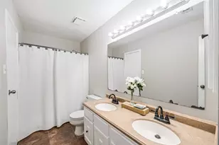 3219 Birch Creek Dr, Houston, TX 77339 - Photo 12