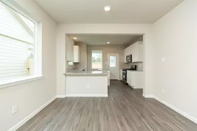 2906 Briggs Drive, Conroe, TX 77301 - Photo 4