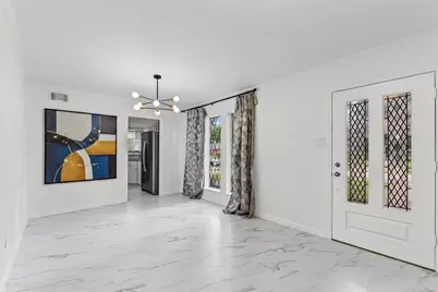 110 Shadow Wood Drive, Sugar Land, TX 77498 - Photo 8