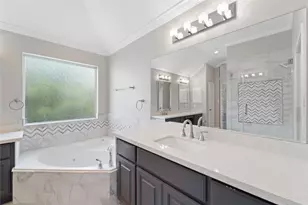 126 Detering St, Houston, TX 77007 - Photo 22