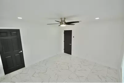 7133 Evans Street, Houston, TX 77061 - Photo 32