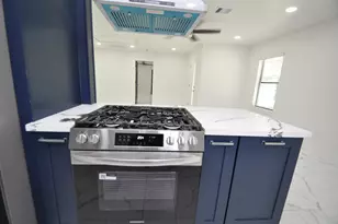 7133 Evans St, Houston, TX 77061 - Photo 12