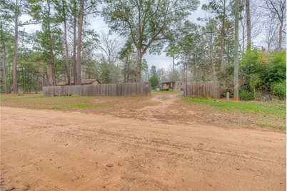 713 Garrett Road, Livingston, TX 77351 - Photo 8