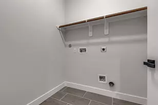 13131 Perennial Spgs Dr, Houston, TX 77048 - Photo 18