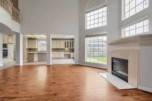 5906 Indian Hills Ln, Sugar Land, TX 77479 - Photo 6