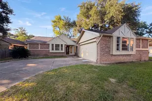 1411 Cherry Springs Ct, Missouri City, TX 77459 - Photo 18
