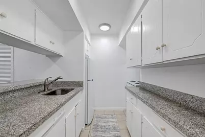 5863 Inwood Drive #3, Houston, TX 77057 - Photo 18