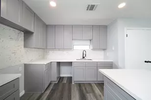 3309 Proswimmer St, Houston, TX 77088 - Photo 16