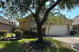 1306 Modena Dr, Pearland, TX 77581 - Photo 2