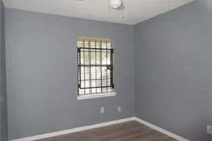 6315 Roughlock St, Houston, TX 77016 - Photo 8