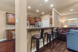 137 Silverbell Cir, Lake Jackson, TX 77566 - Photo 18