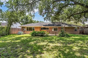 4417 Willowbend Blvd, Houston, TX 77035 - Photo 32