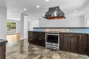 4417 Willowbend Blvd, Houston, TX 77035 - Photo 16