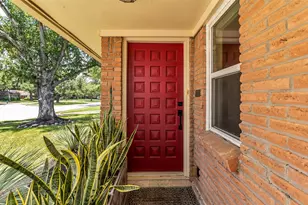4417 Willowbend Blvd, Houston, TX 77035 - Photo 2