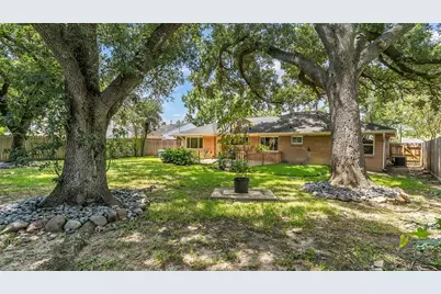 4417 Willowbend Boulevard, Houston, TX 77035 - Photo 34