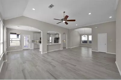 419 Stonebrook Lane, Conroe, TX 77304 - Photo 10