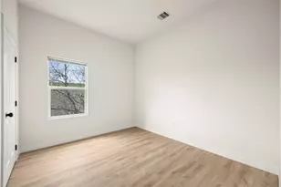 9709 Pelsey St, Houston, TX 77029 - Photo 10
