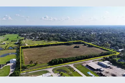 00 11th, Santa Fe, TX 77510 - Photo 2