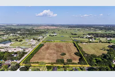 00 11th, Santa Fe, TX 77510 - Photo 4