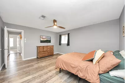 3906 Dolphin Lane, La Porte, TX 77571 - Photo 10