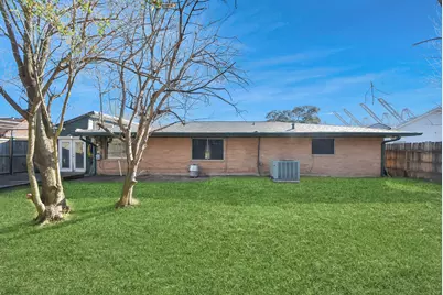 3906 Dolphin Lane, La Porte, TX 77571 - Photo 14