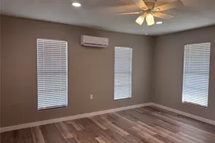 22085 Madison St, Bedias, TX 77831 - Photo 6