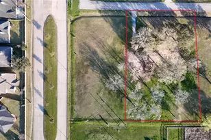 606 Sycamore Rd, Richmond, TX 77469 - Photo 1