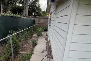 6501 Schiller St, Houston, TX 77055 - Photo 4