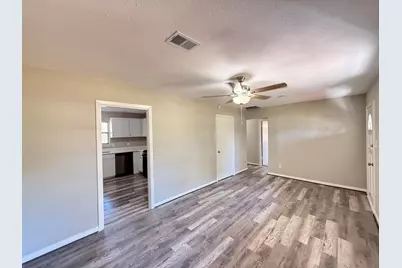 2702 Areba Street, Houston, TX 77091 - Photo 4