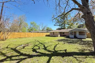 2702 Areba St, Houston, TX 77091 - Photo 20