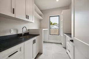 2120 Branard St, Houston, TX 77098 - Photo 28