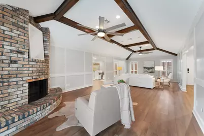 10818 Olympia Drive, Houston, TX 77042 - Photo 18