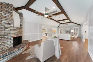 10818 Olympia Dr, Houston, TX 77042 - Photo 18