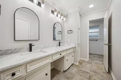 10818 Olympia Drive, Houston, TX 77042 - Photo 8