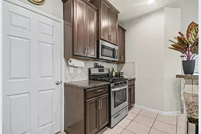 6523 Macroom Meadows Lane, Houston, TX 77048 - Photo 6