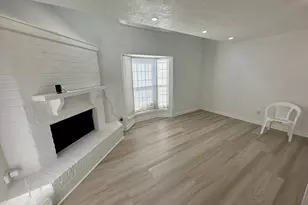 2800 Jeanetta St, Houston, TX 77063 - Photo 6