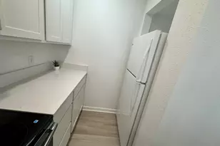 2800 Jeanetta St, Houston, TX 77063 - Photo 12