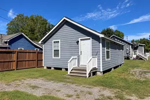1013 Bennington St, Houston, TX 77022 - Photo 10