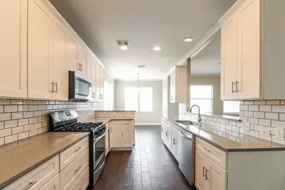 8303 Egret Bay Circle, Baytown, TX 77523 - Photo 8