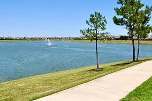 2518 Brittany Lakes, League City, TX 77573 - Photo 2