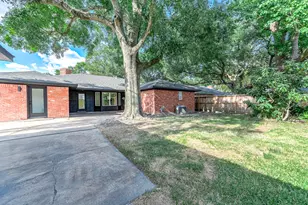 5507 Valkeith Dr, Houston, TX 77096 - Photo 40