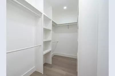 5507 Valkeith Drive, Houston, TX 77096 - Photo 32