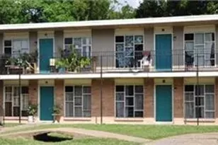 8445 Winkler Dr, Houston, TX 77017 - Photo 6