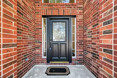 5118 Cherry Blossom, League City, TX 77573 - Photo 2