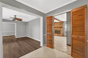 225 St Cloud Dr, Friendswood, TX 77546 - Photo 8