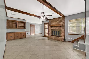 225 St Cloud Dr, Friendswood, TX 77546 - Photo 14