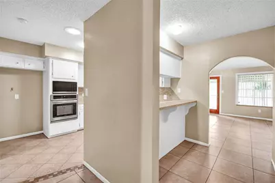 232 Wayne Dr, Clute, TX 77531 - Photo 4