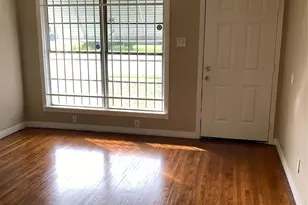 10112 Homestead Rd, Houston, TX 77016 - Photo 2