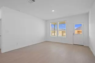 619 Amber Fls Dr, Montgomery, TX 77356 - Photo 8